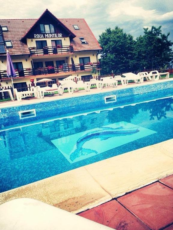 Pensiunea Roua Muntilor Sîmbăta de Sus Exterior foto