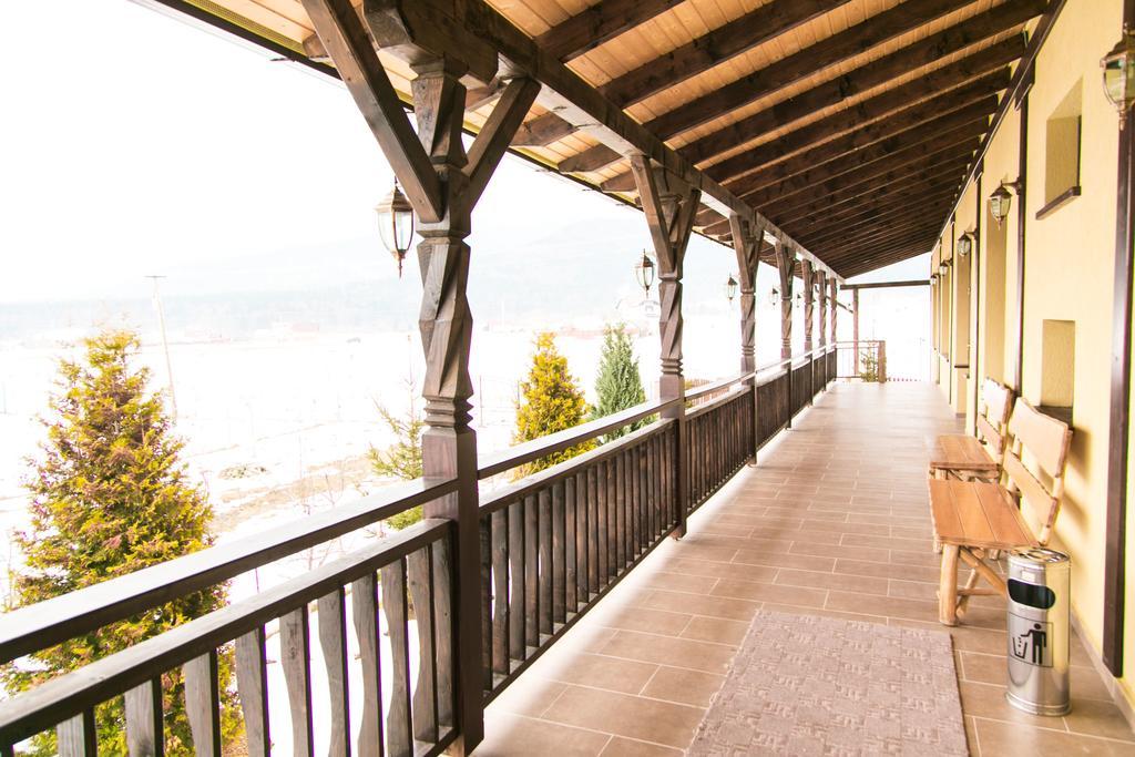 Pensiunea Roua Muntilor Sîmbăta de Sus Exterior foto